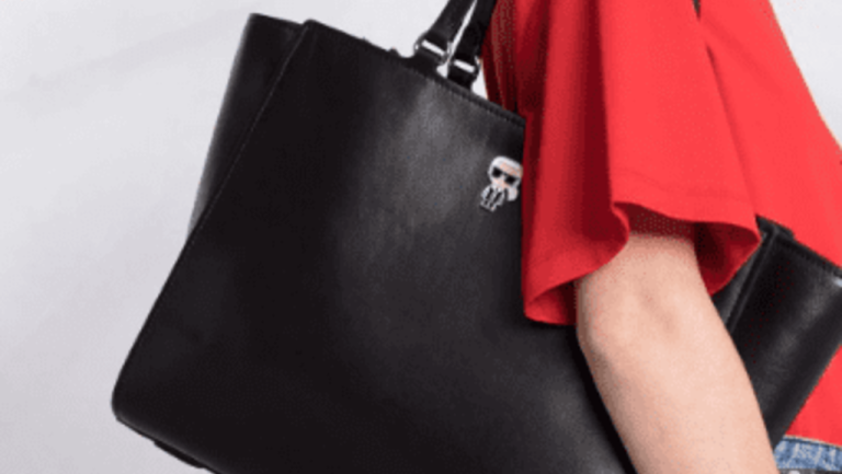 Accessori e borse AW22: idee regalo per lei