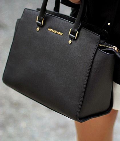 6 borse Michael Kors da portare al lavoro: charme ed eleganza