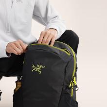 Arc'Teryx Zaino Mantis 16 Black Olive Moss - 4